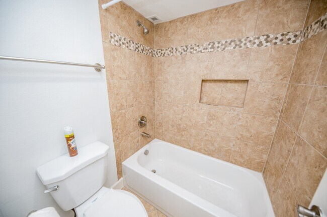 Building Photo - 3525 Sage Rd