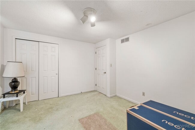 Building Photo - 66 Windsong Ct