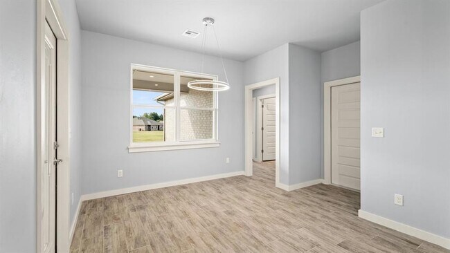 Building Photo - 217 Olde Ml Ct