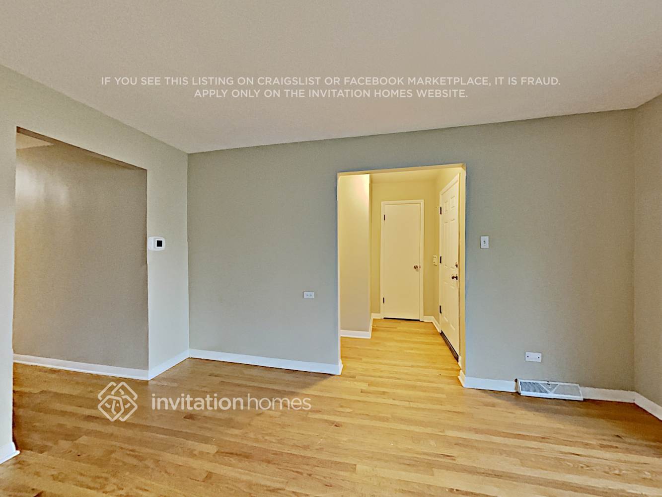 Building Photo - 10111 S 53rd Ave
