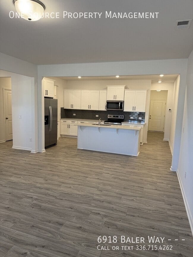 Building Photo - 6918 Baler Wy