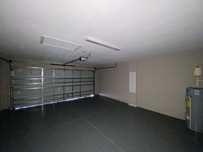 Building Photo - 4490 SW 150th Pl