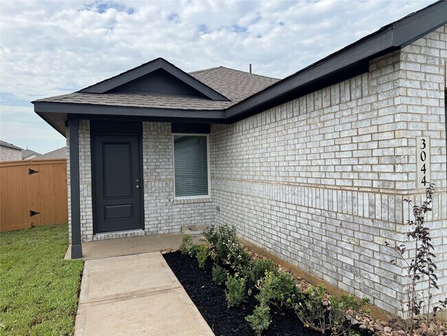Building Photo - 3044 Angelic Rose Ln