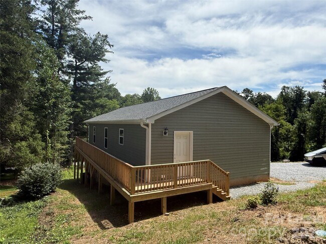 Building Photo - 509 Bonner St