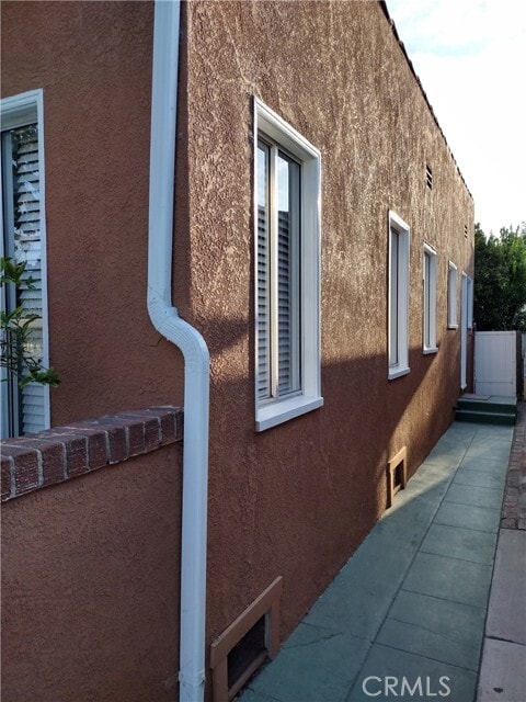 Building Photo - 1629 Cota Ave