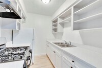 Building Photo - 2314 Greenfield Pkwy