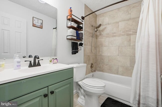 Building Photo - 1013 Copperfield Ct