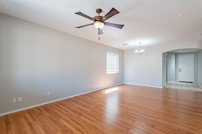 Building Photo - Stunning Two Story in Laveen!