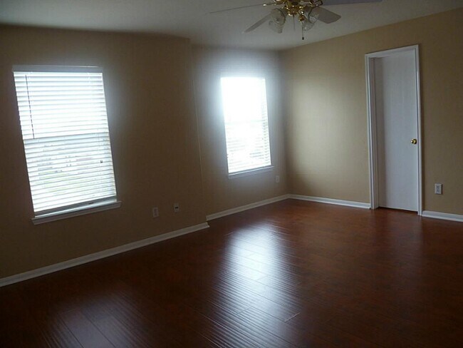Building Photo - 4123 Wimberley Hollow Ln