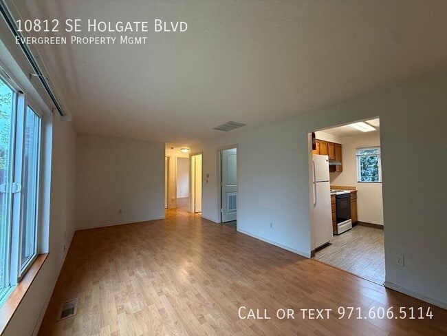 Building Photo - 10812 SE Holgate Blvd