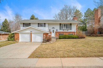 Building Photo - Mostly Updated 5BD, 3BA Littleton Home with 2-Car Garage
