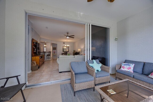 Building Photo - 9611 Hemingway Ln