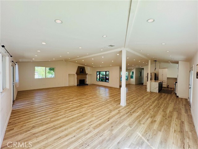 Building Photo - 9625 Aqueduct Ave