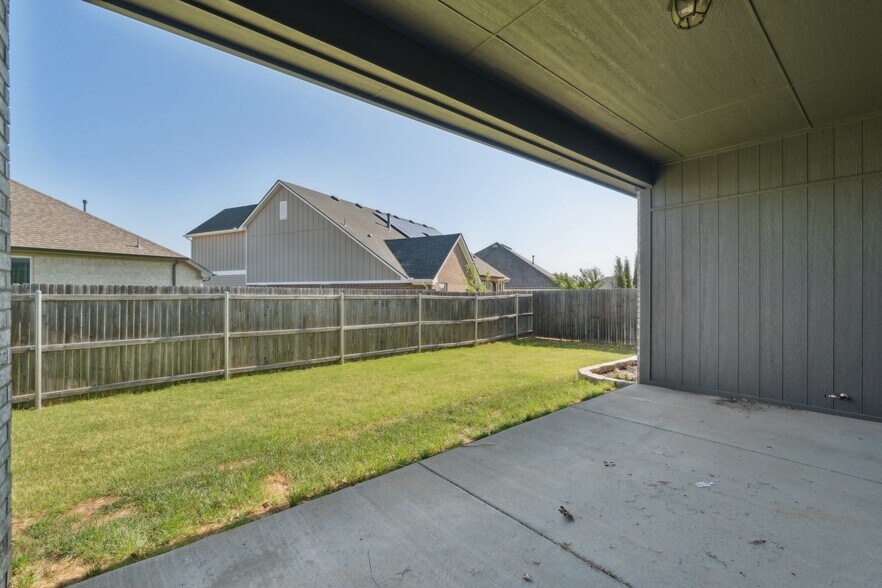 Building Photo - 2237 NW 179th St
