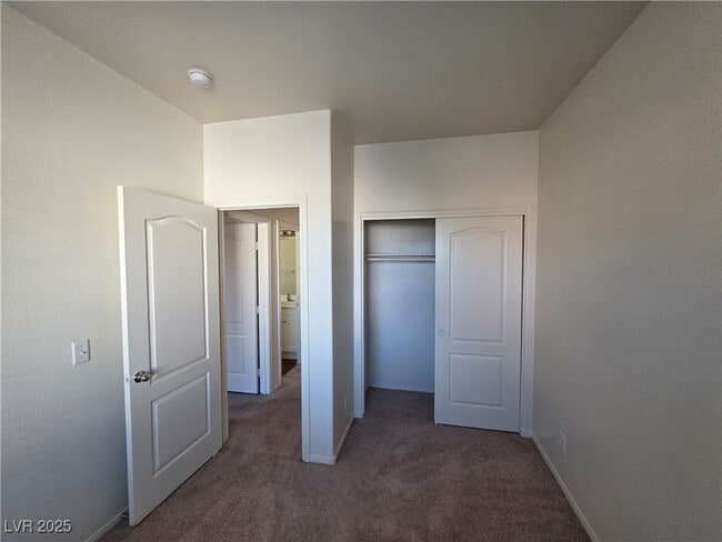 Building Photo - 3711 Lodina Ct