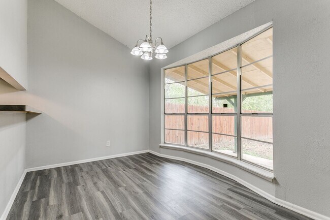 Building Photo - 13226 Chesterton Dr