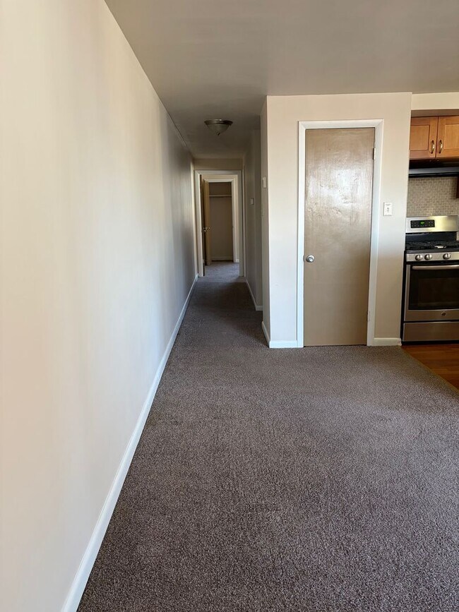 Building Photo - 3401 Berkley Ave