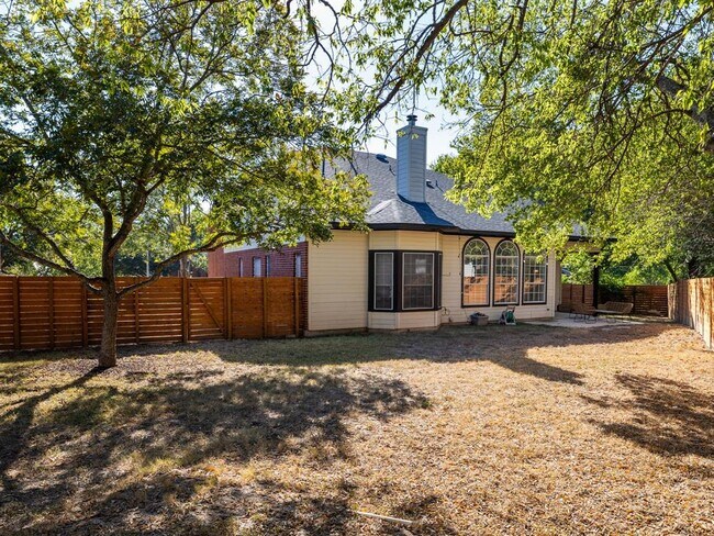 Building Photo - 2934 Sussex Gardens Ln