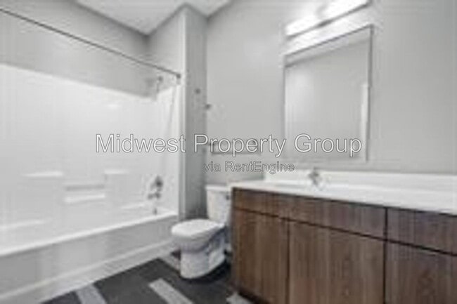 Building Photo - 4100 Lindell Blvd