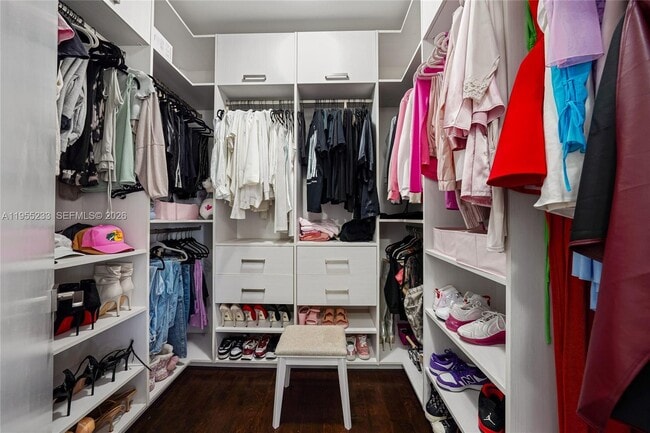 Building Photo - 7515 NW 99th Ave