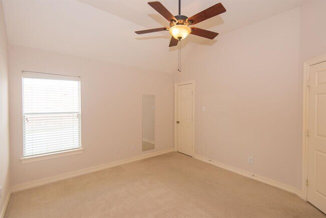 Building Photo - 2313 Echo Harbor Dr