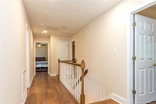 Building Photo - 3356 Quarry Dr
