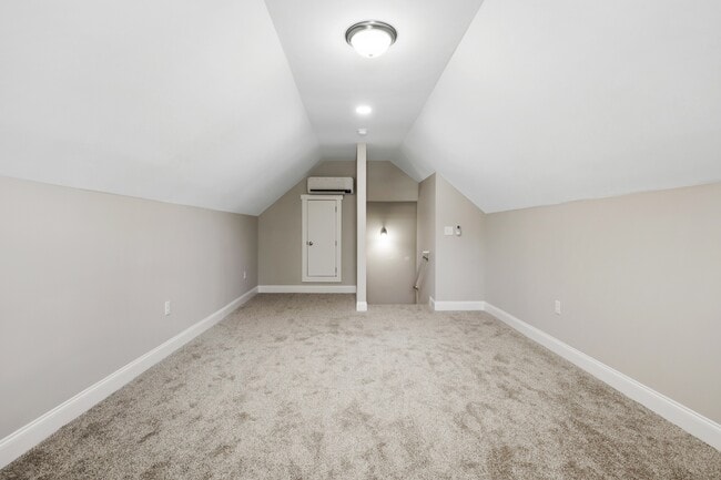 Building Photo - 202 Ashley Ave