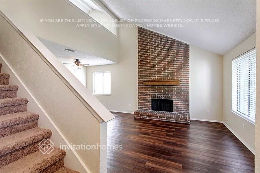 Building Photo - 1716 Delaford Pl