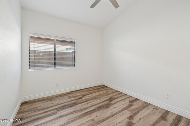 Building Photo - 3027 N 83rd Pl