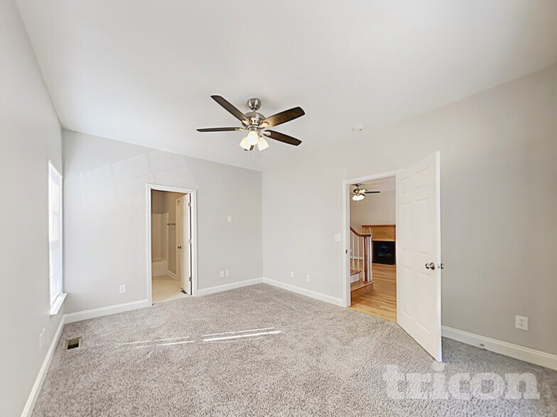 Building Photo - 1135 Preakness Ct NW