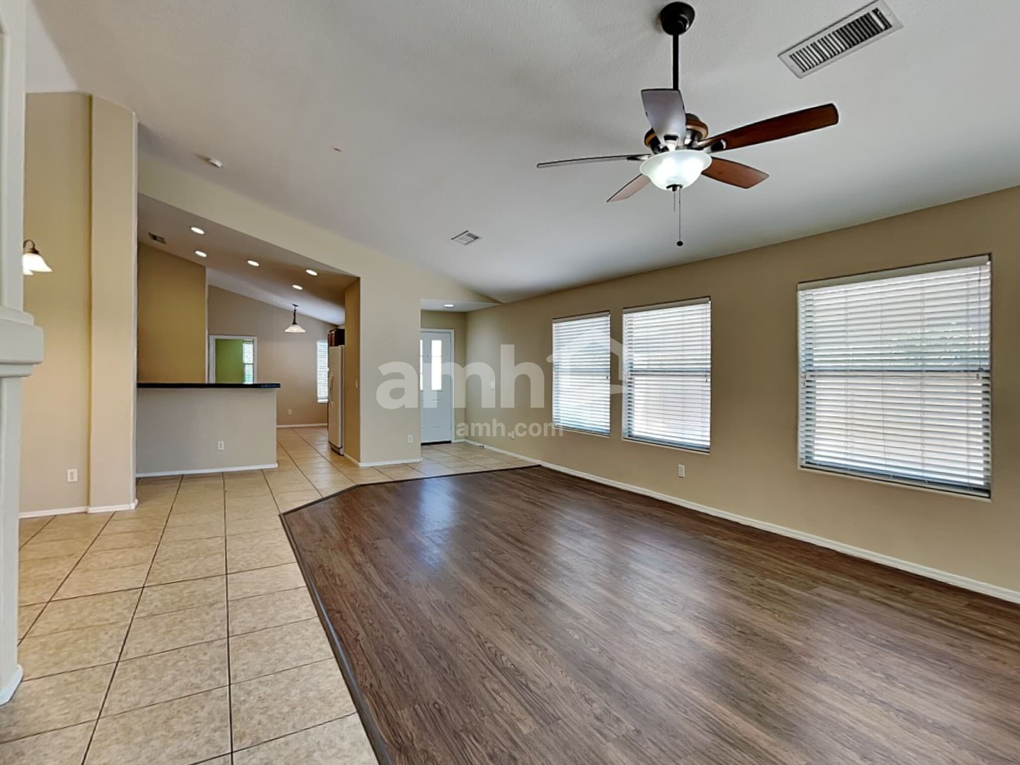 Building Photo - 3861 E Ironhorse Ct