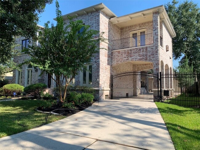 Building Photo - 5031 Cheena Dr