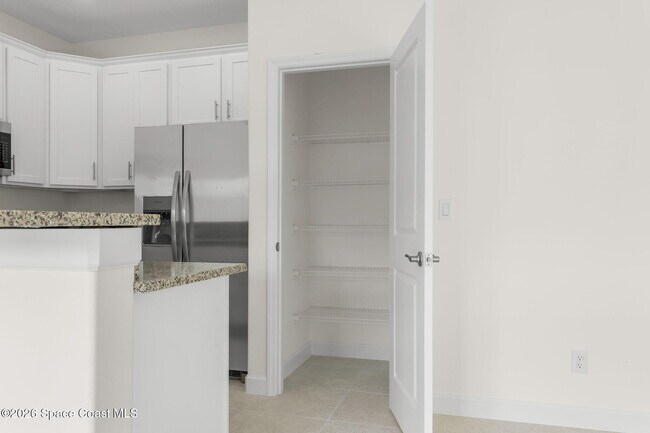 Building Photo - 197 Dayton Blvd