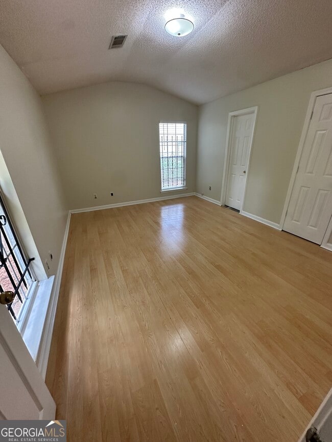 Building Photo - 465 Eagles Crossing Cir