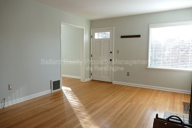 Building Photo - 7348 10th Ave NW