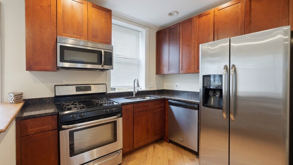 Building Photo - 4018 N Central Park Ave