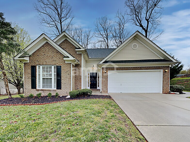 Primary Photo - 7210 Quail Hunt Dr