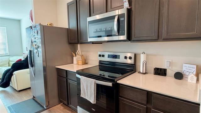 Building Photo - 537 Azalea Rd