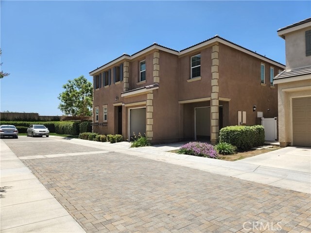 Building Photo - 155 W Via Rua Flores