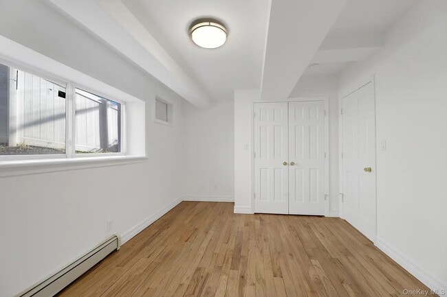 Building Photo - 1 Ash Pl