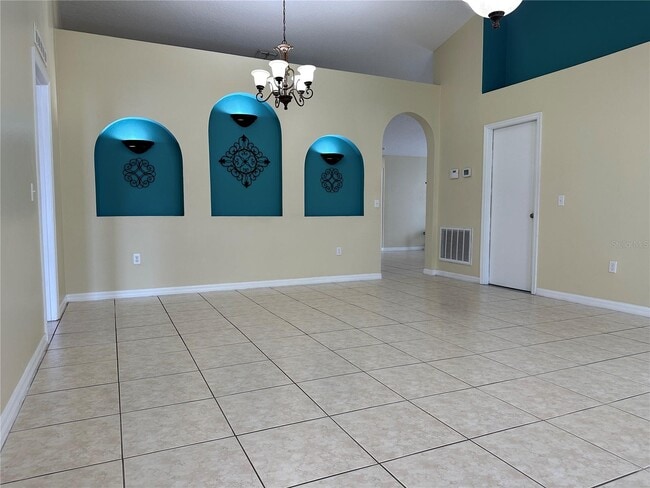 Building Photo - 5313 Sunset Canyon Dr