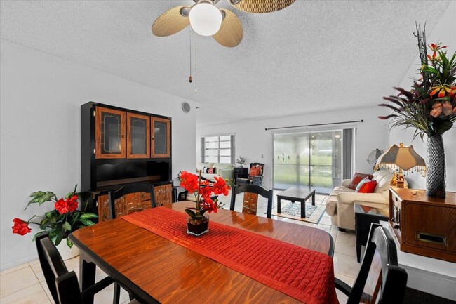 Building Photo - 455 Golden River Dr