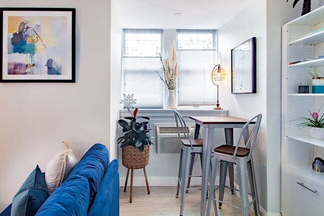 Building Photo - 1901 16th St NW