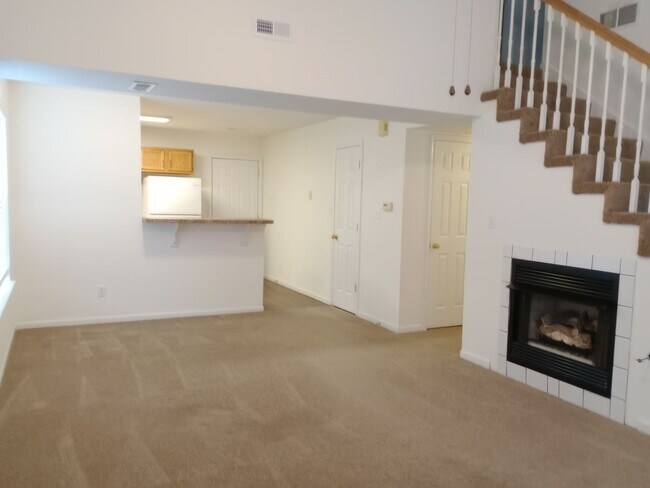 Building Photo - 5013-5015 Carrie Ridge Dr.