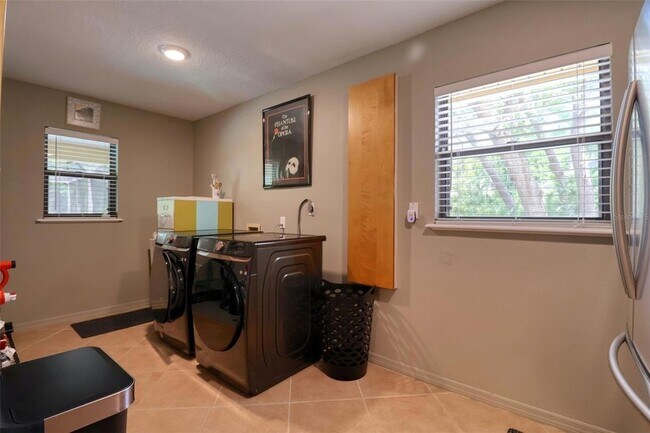 Building Photo - 2771 Camden Rd