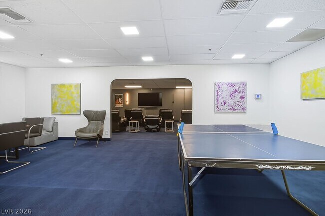 Building Photo - 3930 University Center Dr