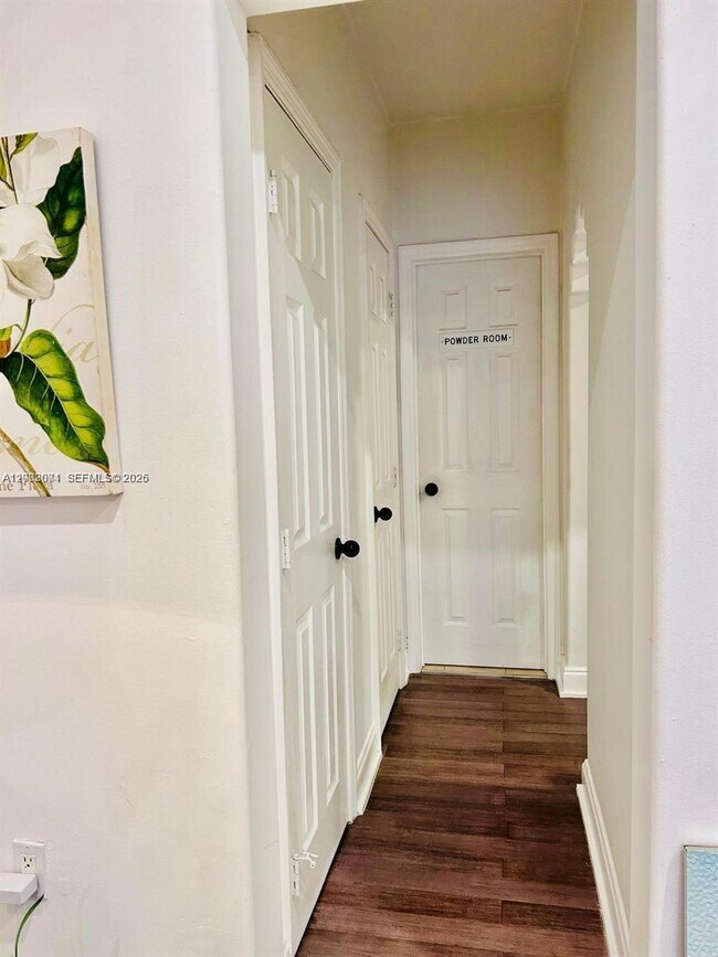 Building Photo - 1227 Euclid Ave