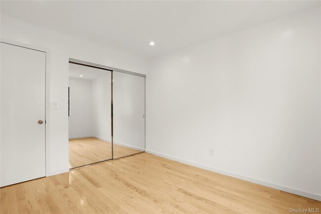Building Photo - 41 Rambling Brook Rd