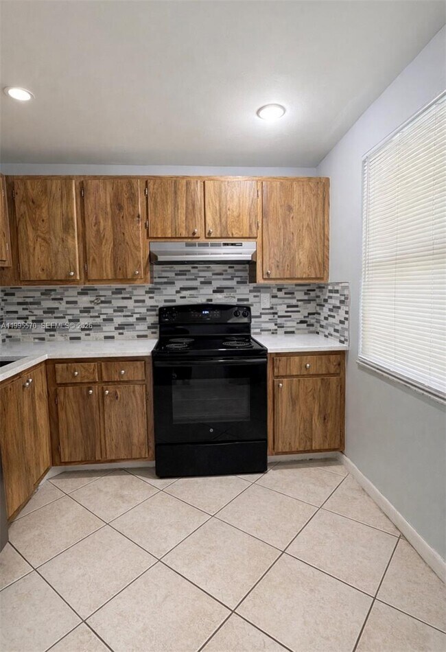 Building Photo - 3121 NW 47th Terrace