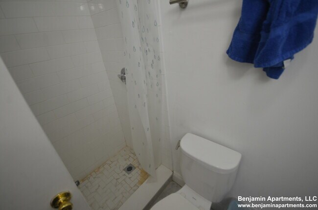 Building Photo - 774 Columbus Ave